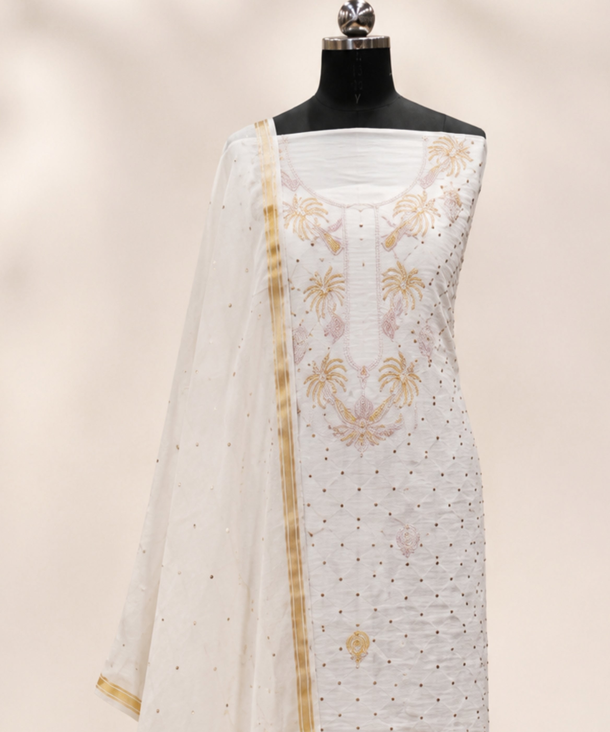 dyeable mal chanderi chikankari syuit dupatta