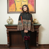 Majestic Pashmina Cape with Intricate Ethnic Border and Coordinated Pants