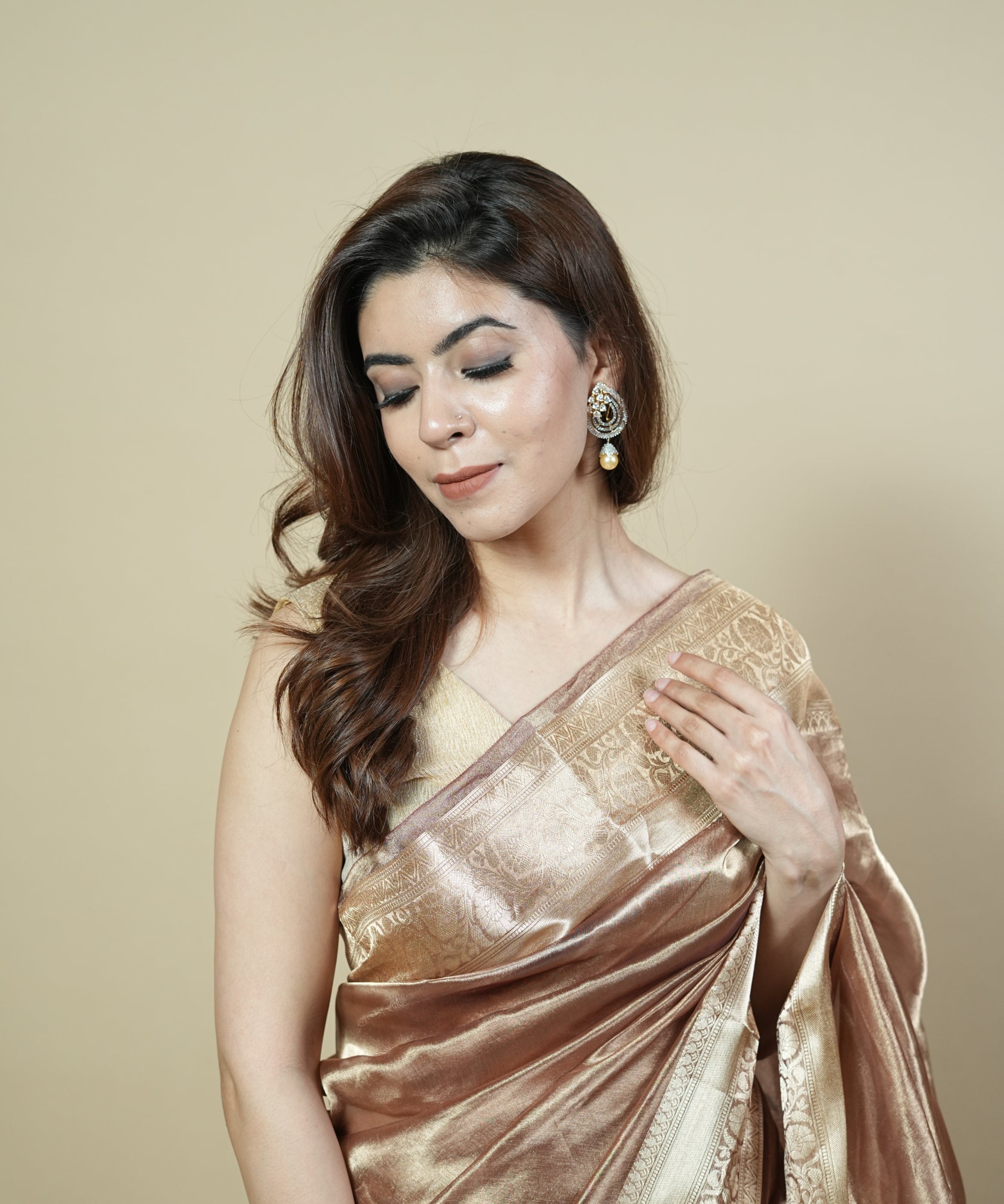 Pure Tissue Handloom Saree in Antique Gold