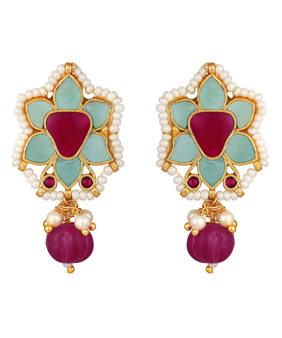 Micron Gold Polish Brass, Hydro Phiroza and Ruby, Carved Onyx Tumble, Kidiya pearls